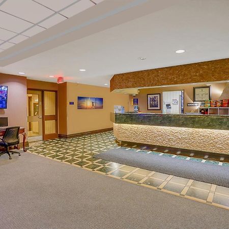 Days Inn By Wyndham Niagara Falls Lundys Lane 외부 사진