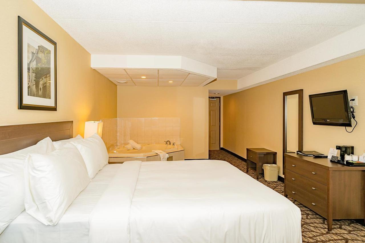 Days Inn By Wyndham Niagara Falls Lundys Lane 외부 사진