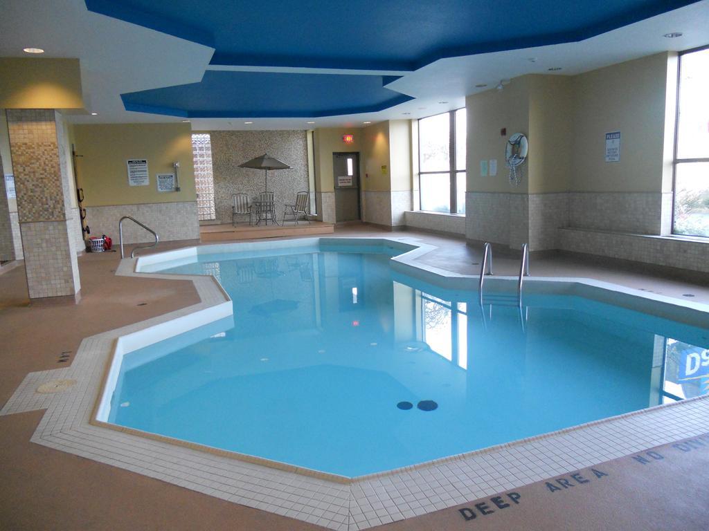 Days Inn By Wyndham Niagara Falls Lundys Lane 외부 사진
