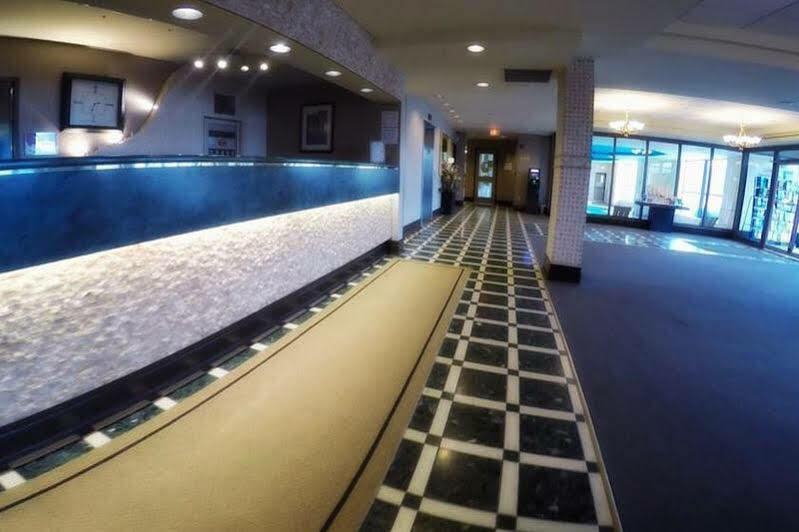Days Inn By Wyndham Niagara Falls Lundys Lane 외부 사진